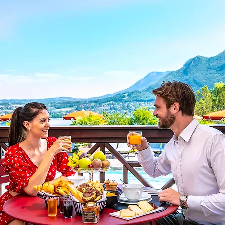 Hotel Les Tresoms And 4*