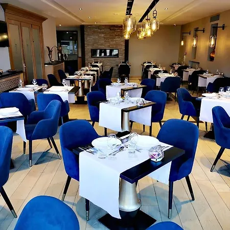 Hotel Les Tresoms And