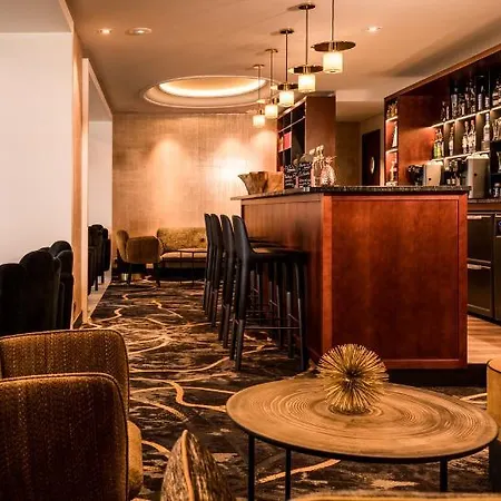 Hotel Les Tresoms And 4*
